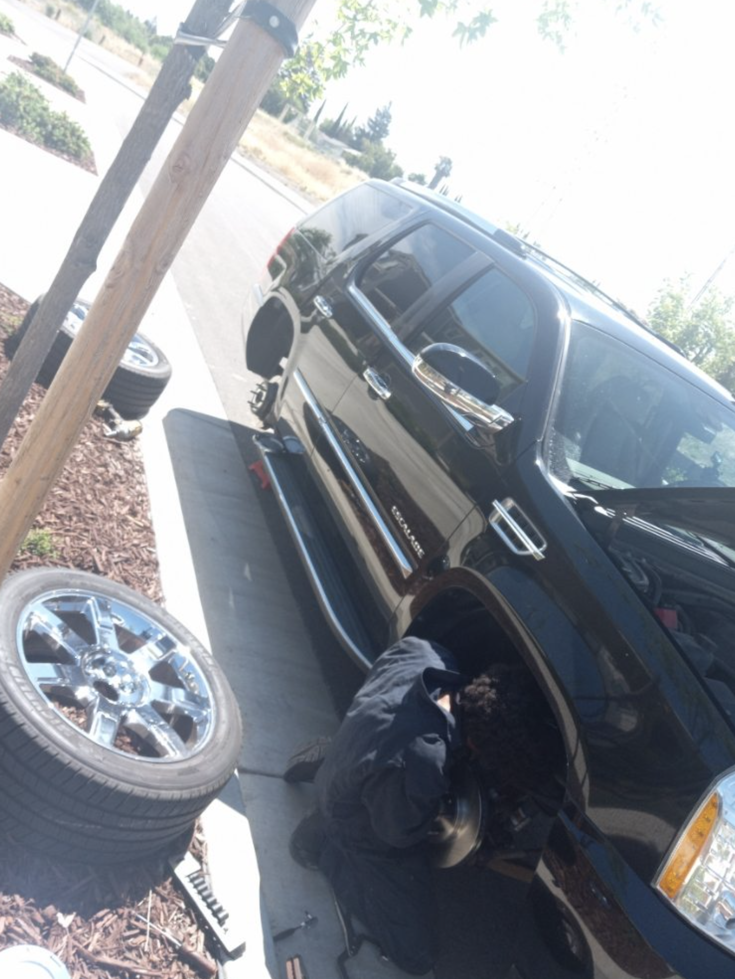 Louisville-tire-service image shows tire service in Louisville, KY